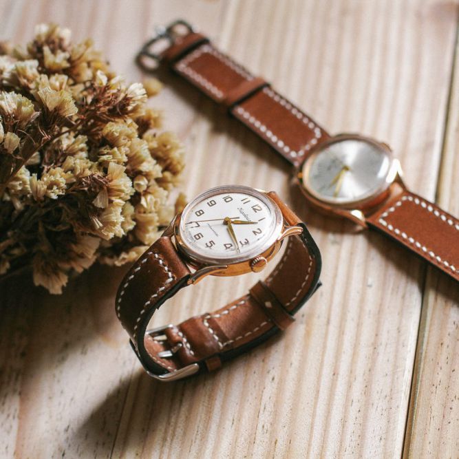 Vintage Oil Wax Leather Strap