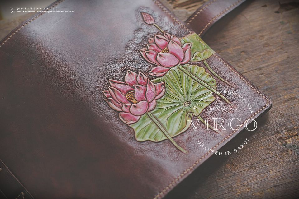 Lyn Lotus Women Long Wallet