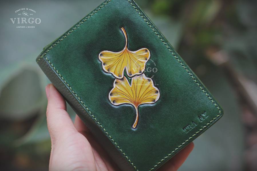 Ginkgo Hand Carved Short Coin Wallet