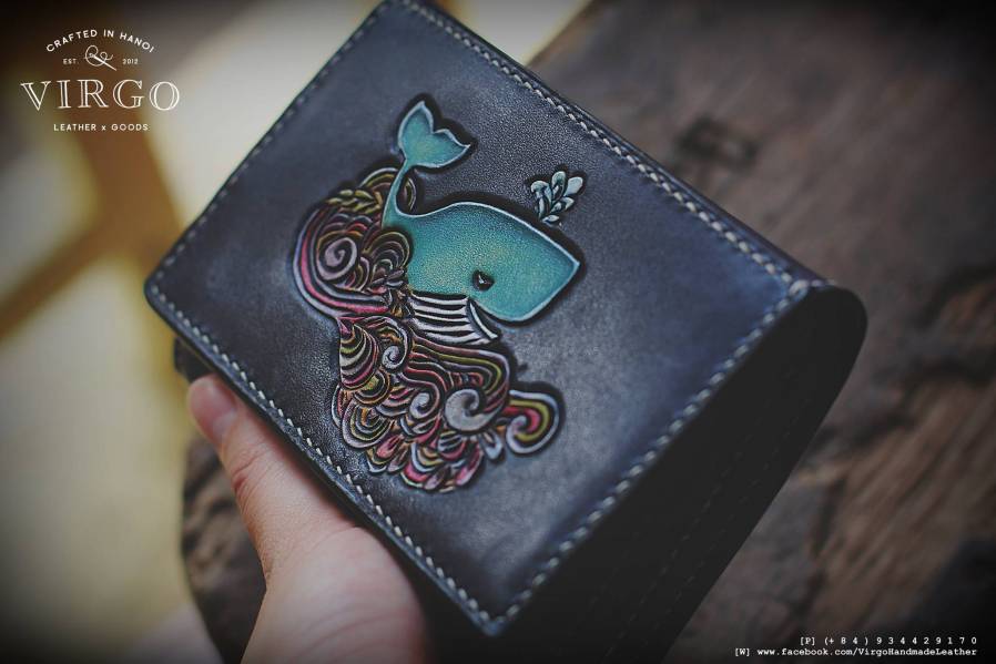 Whale Hand Carved Short Coin Wallet